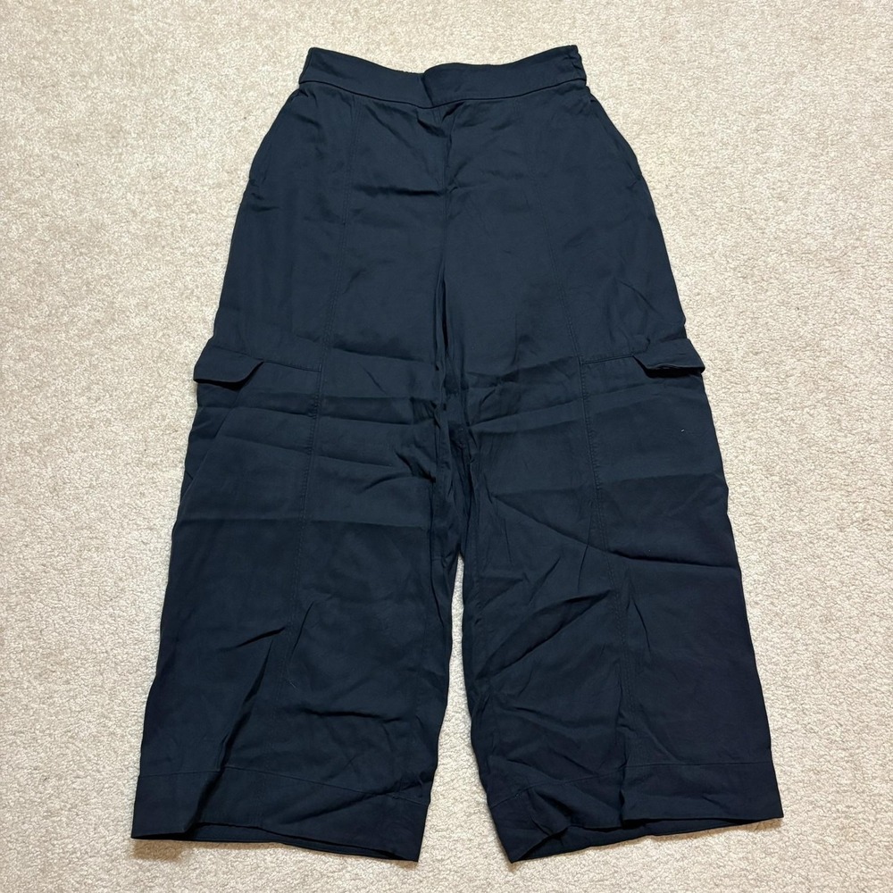 Lululemon Track Pants Women's 4 Black Wide Leg Stretch Woven Cropped Baggy Cargo